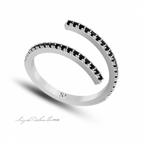 0.39 Karat Siyah Pırlanta Kadın Yüzük