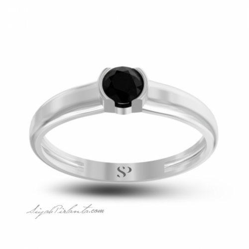 0.61 Karat Siyah Pırlanta Kadın Yüzük
