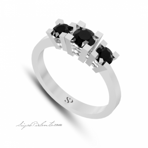 0.55 Karat Siyah Pırlanta Kadın Yüzük