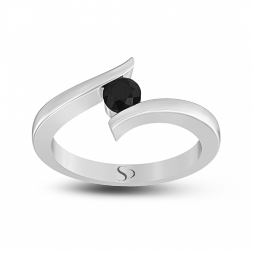 0.30 Karat Siyah Pırlanta Altın Kadın Yüzük