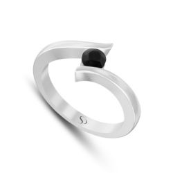 0.30 Karat Siyah Pırlanta Kadın Yüzük 2