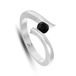 0.30 Karat Siyah Pırlanta Kadın Yüzük 2